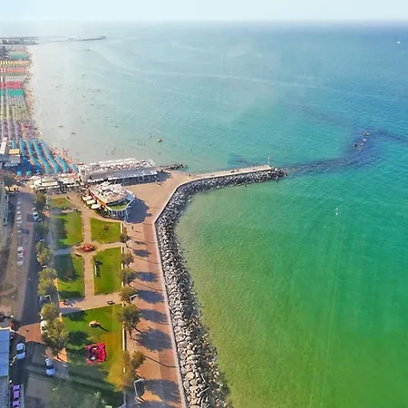 Delizioso Appartamento In Villa Al Mare Pesaro Exterior photo